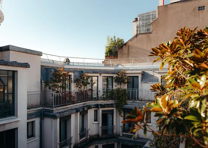 Hotel Eiffel Blomet Paris